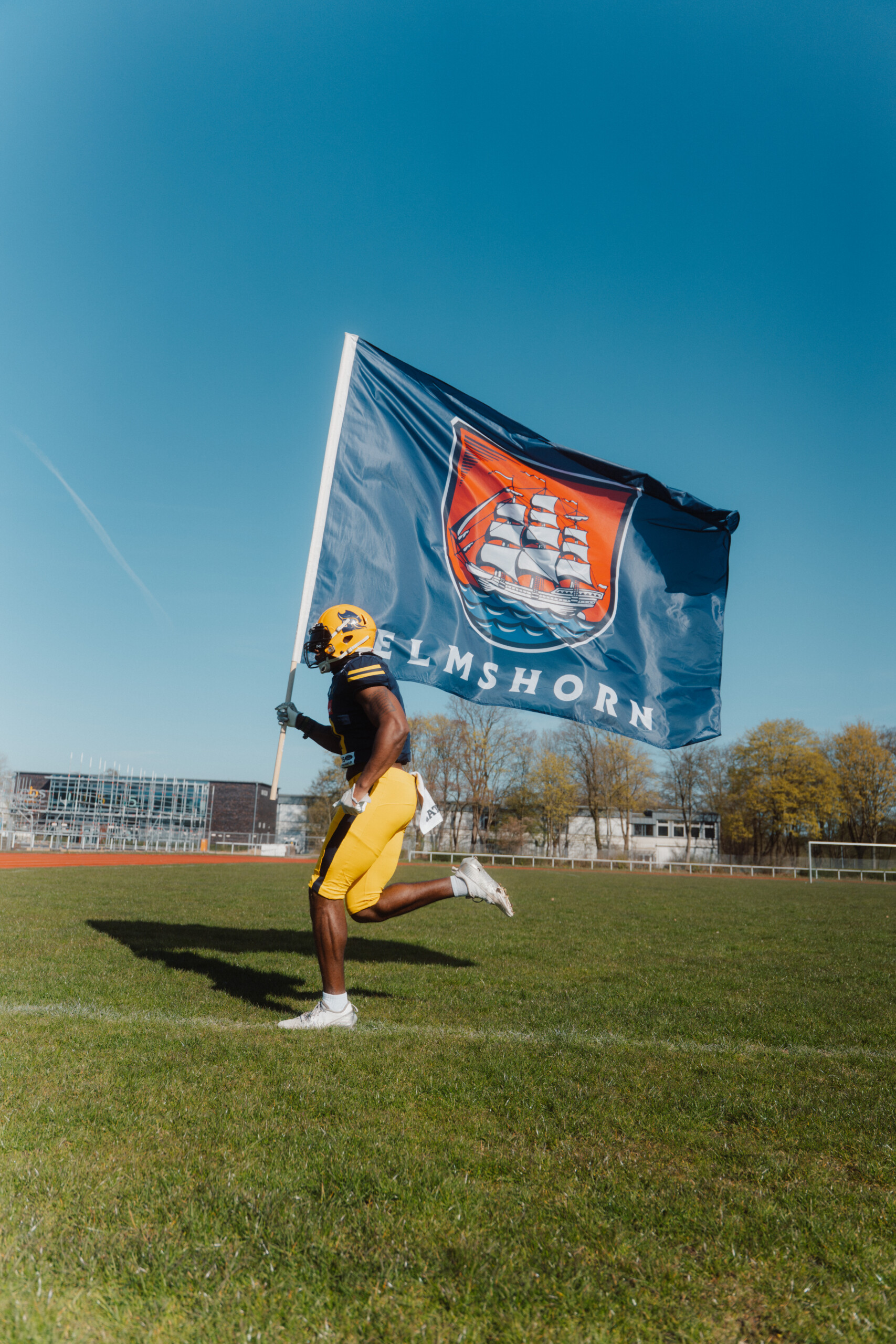 Pirates verstärken Defense mit Linebacker Jalin Justice